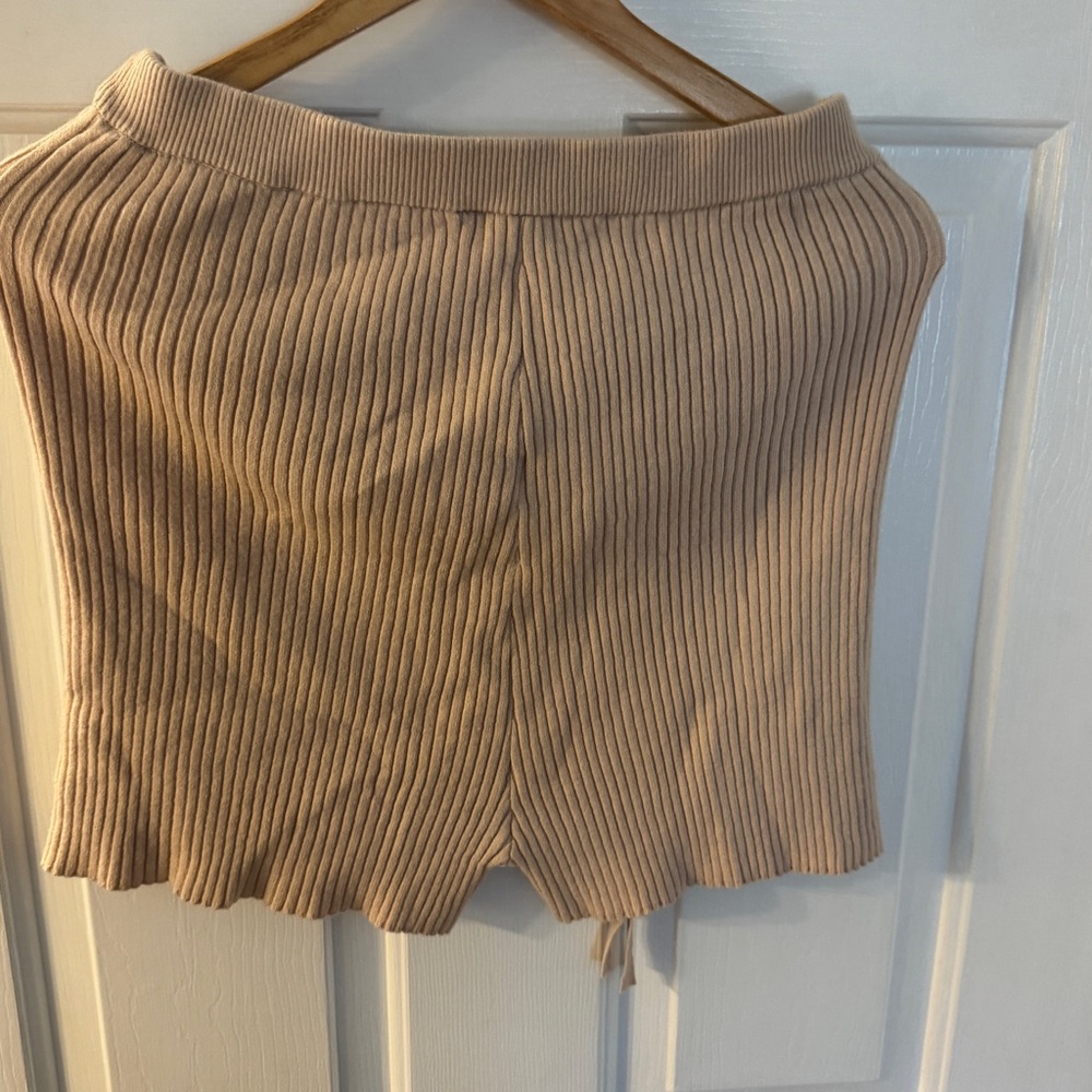 OW Ribbed Knit Shorts - Picture 6 of 7